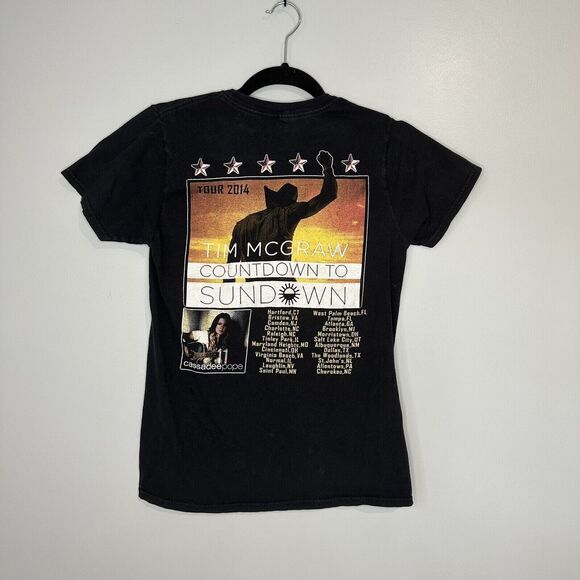 Tim McGraw Country Tour 2014 Meanwhile Back at Mama's Concert  - Adult Small - Picture 2 of 4